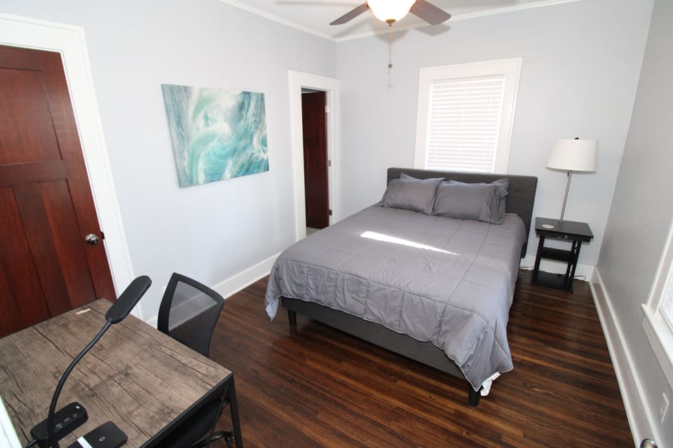 Queen bedroom