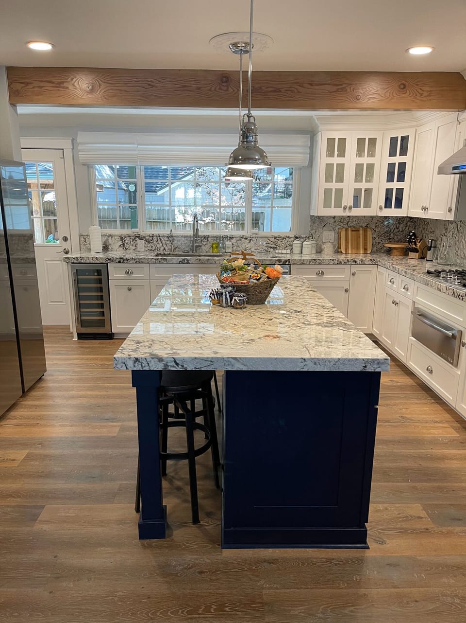 Kitchen Island with Seating