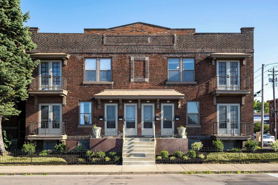 Located in this elegant 4-plex