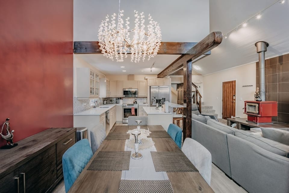 Dining Room, Dining Table, Furniture, Indoors, Table