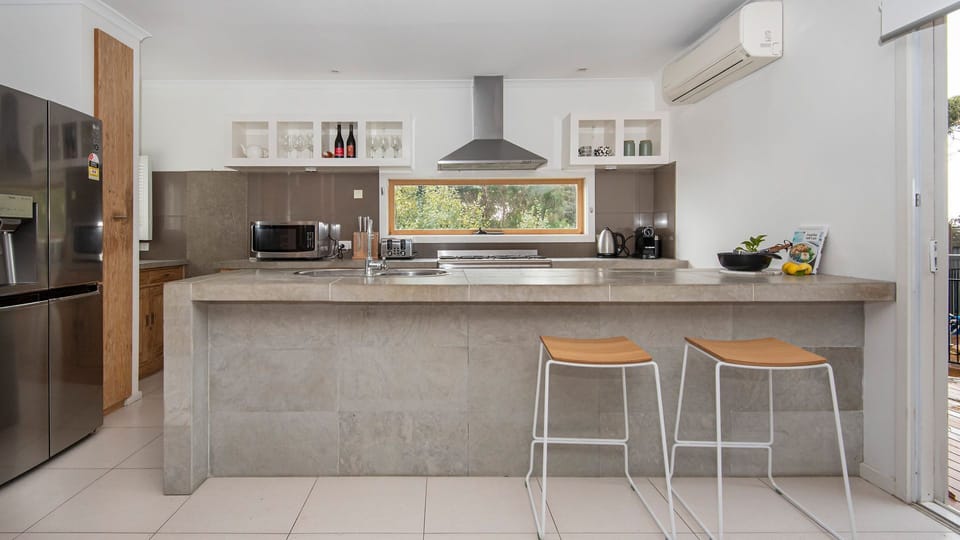 Fully equipped chefs kitchen 
