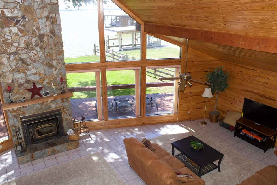 Second view from the loft.