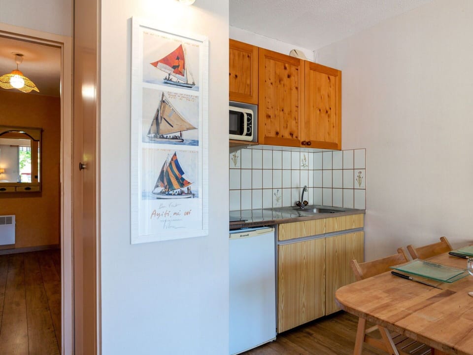 Plant, Building, Window, Flower, Tree, Cloud, Wood, Land Lot, House, Slope