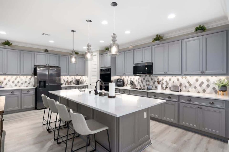 Cook with ease in our kitchen, fully equipped with modern appliances for all your culinary needs.