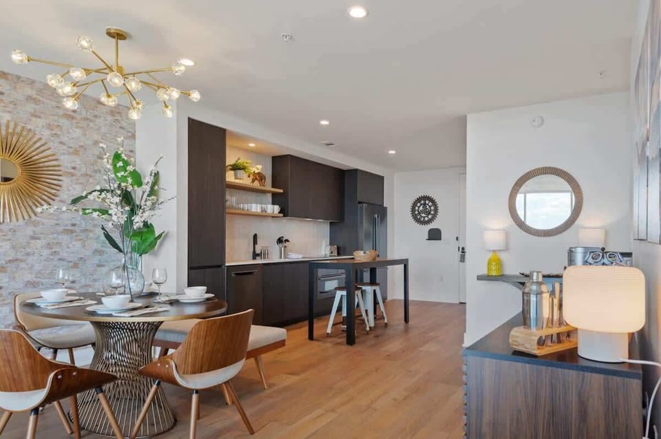 kitchen/dining