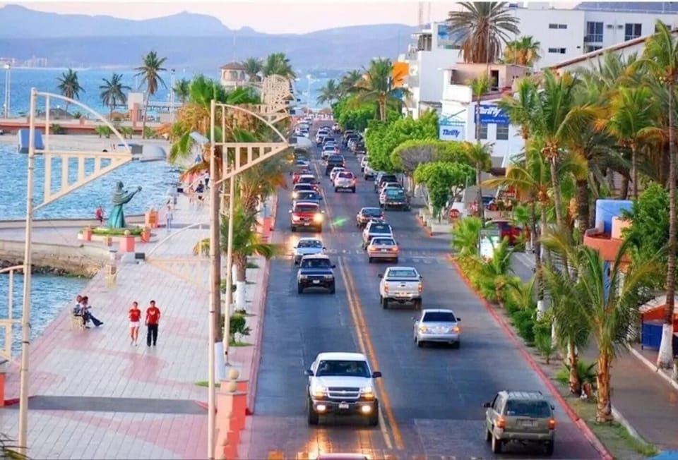 Main boardwalk in La Paz, ideal for a run, a bike ride or a walk while watching our world famous Baj