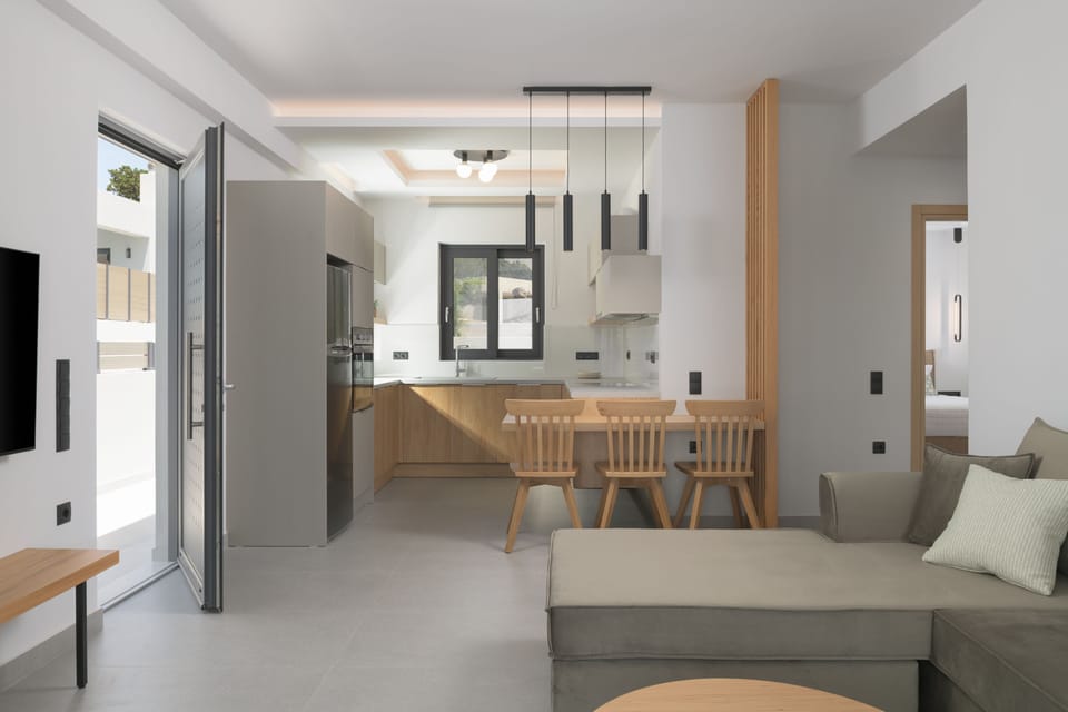 The open plan kitchen-dining area.
