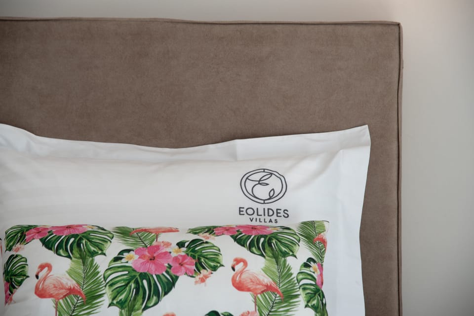 Stimulating bedroom design.