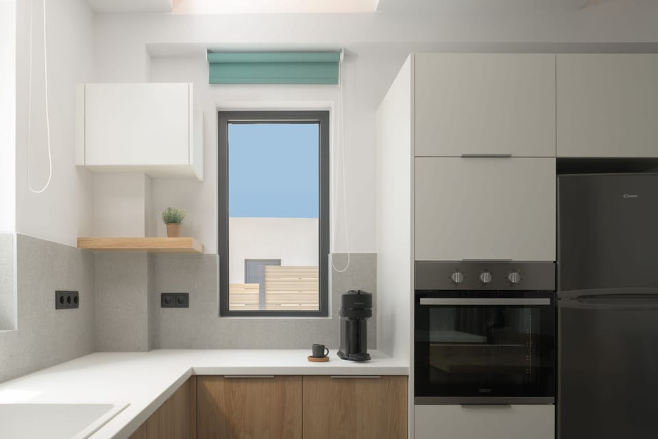 Practical and fully equipped kitchen. 