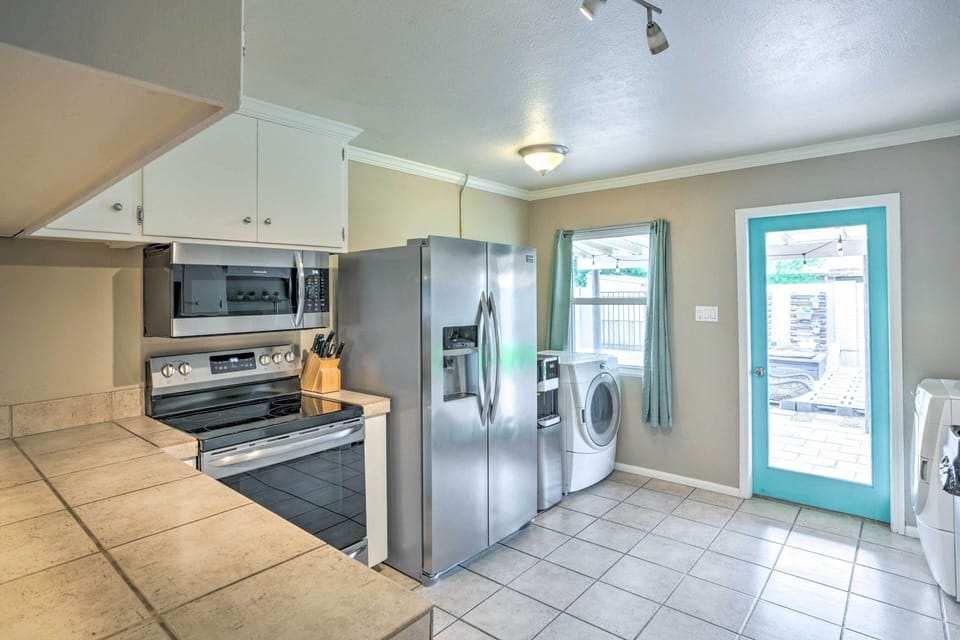 Kitchen | Toaster | Cooking Basics | Blender