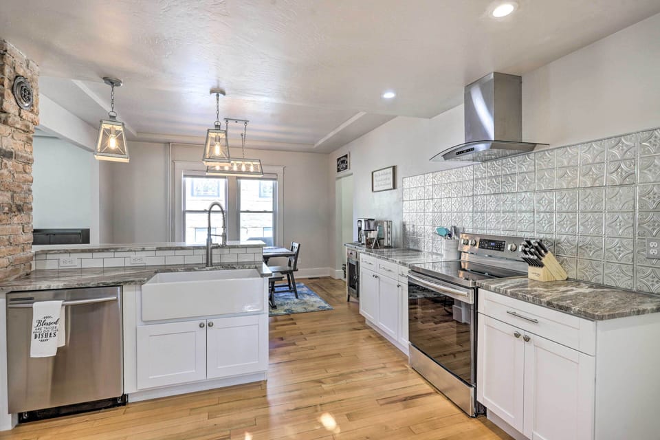 Kitchen | Cooking Basics | Drip Coffee Maker | Toaster