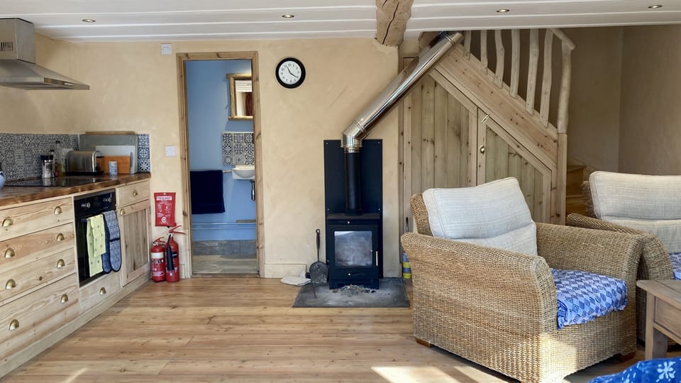 Kitchen and sitting room