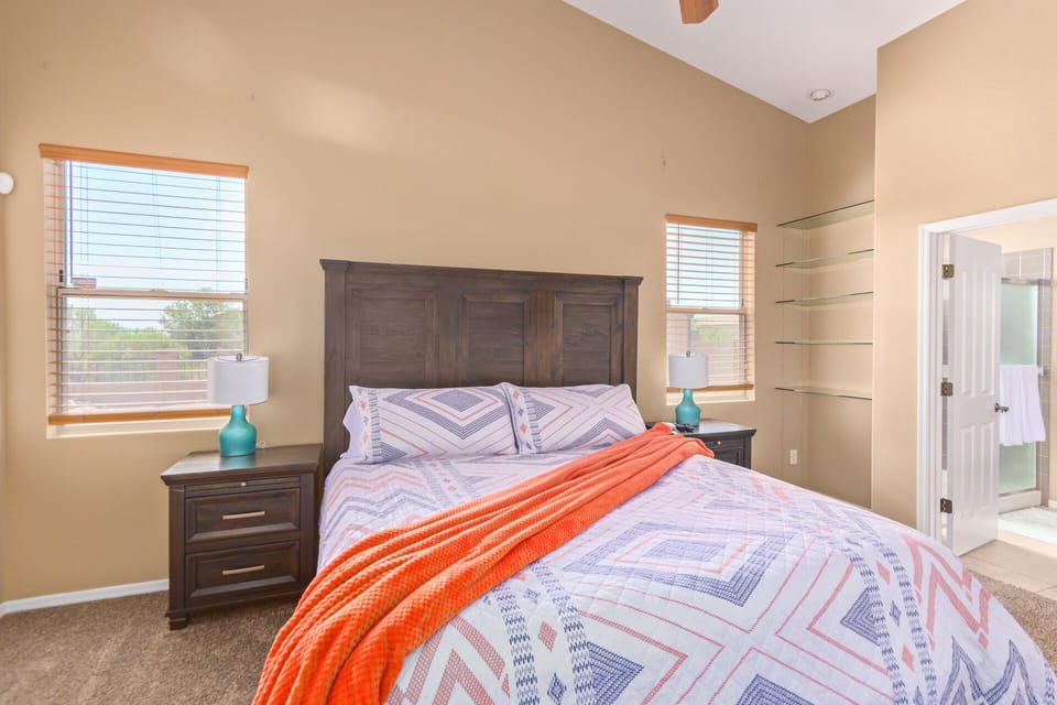 Master Bedroom with CALI KING Mattress 