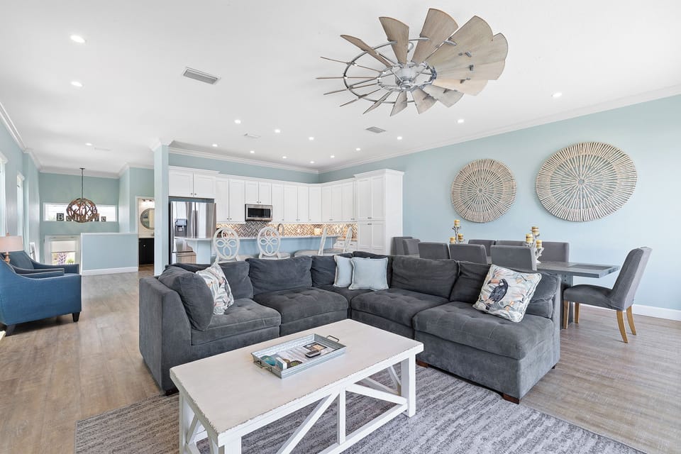 Open Concept Family Room/Dining/Kitchen-Upstairs