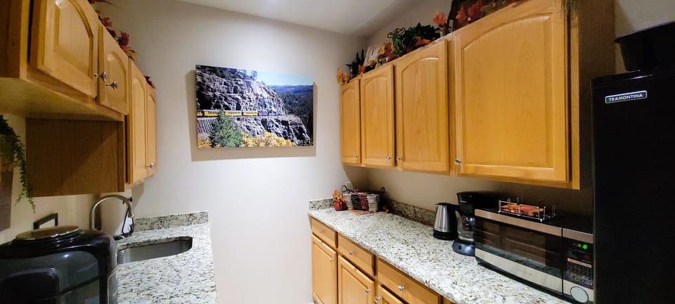 Plenty of space to make breakfast, cut some veggies or prep for the grell