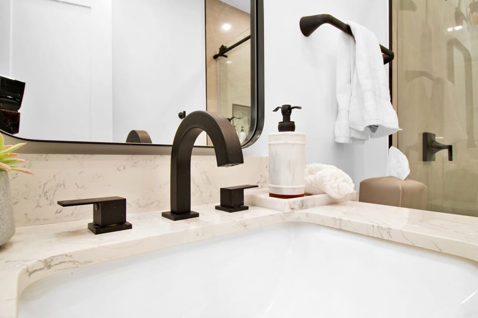 Modern bathroom sinks!