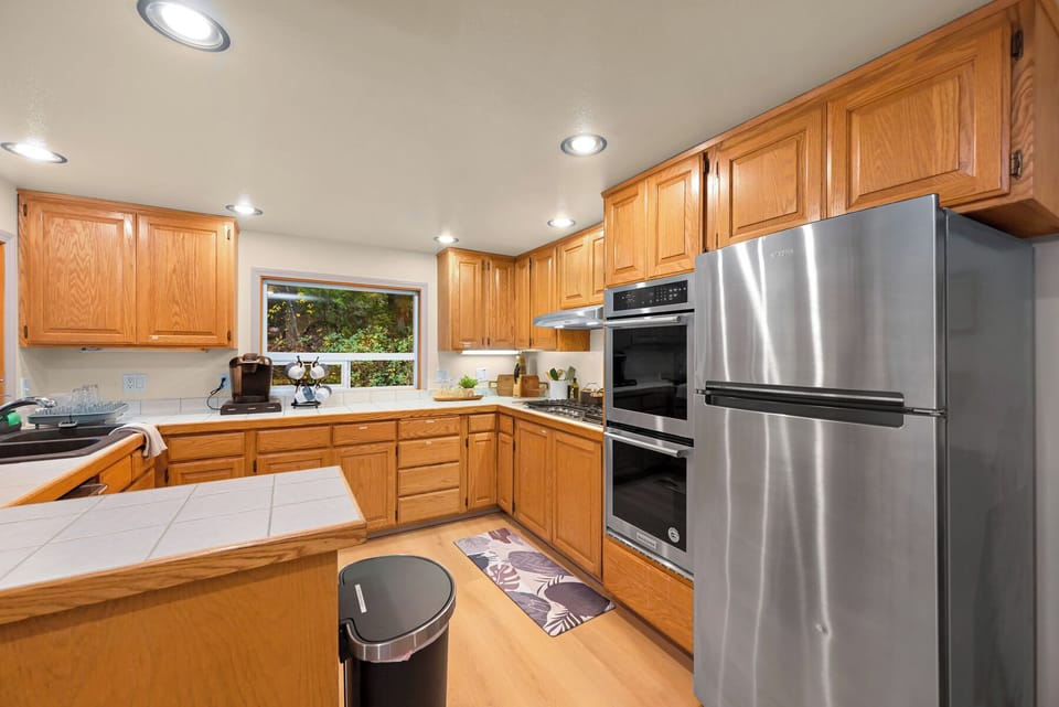 Modern appliances in Kitchen