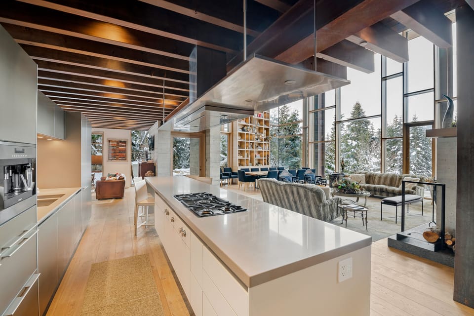 Fully equipped chef's kitchen.