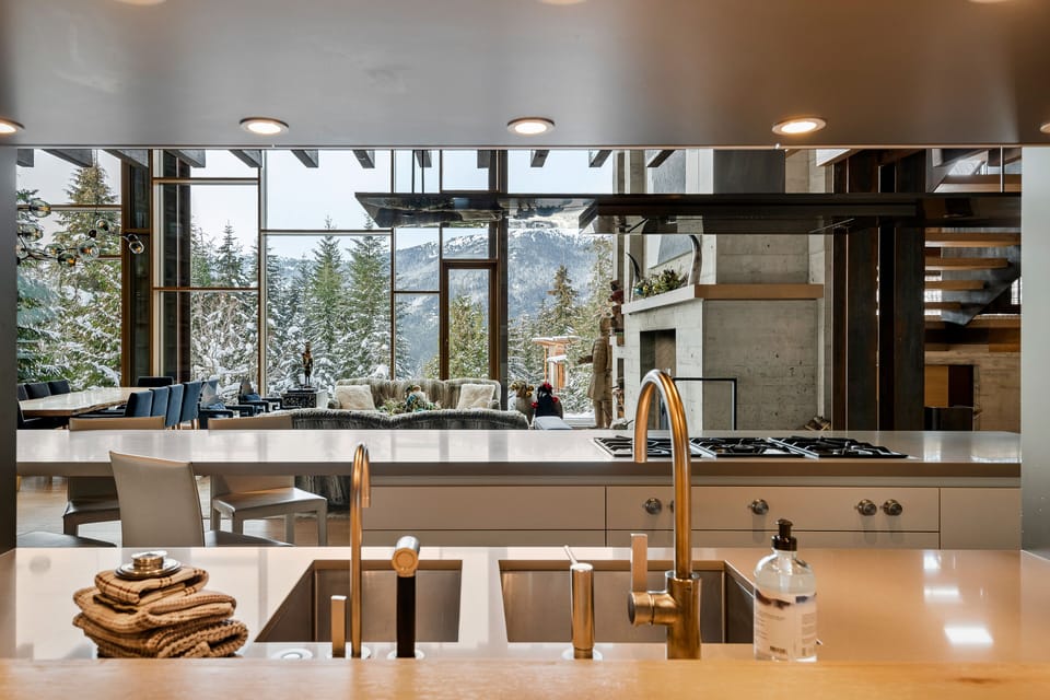 Open plan kitchen, perfect for entertaining.