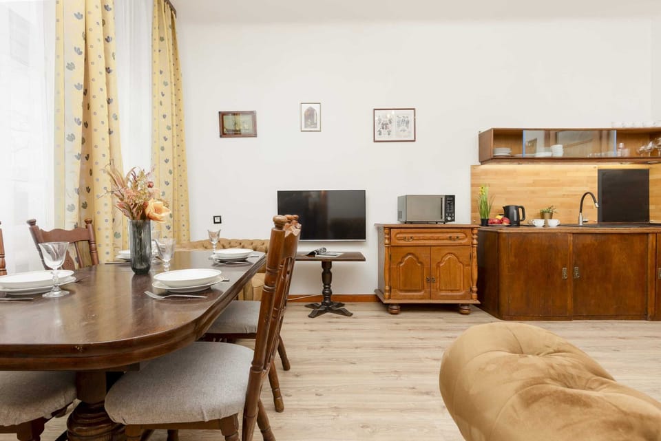 Dining table in the living room. 