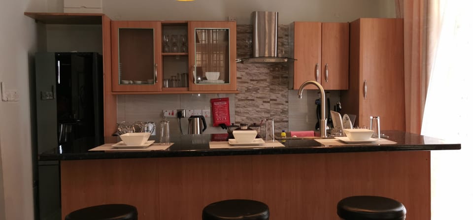 fully equipped kitchen