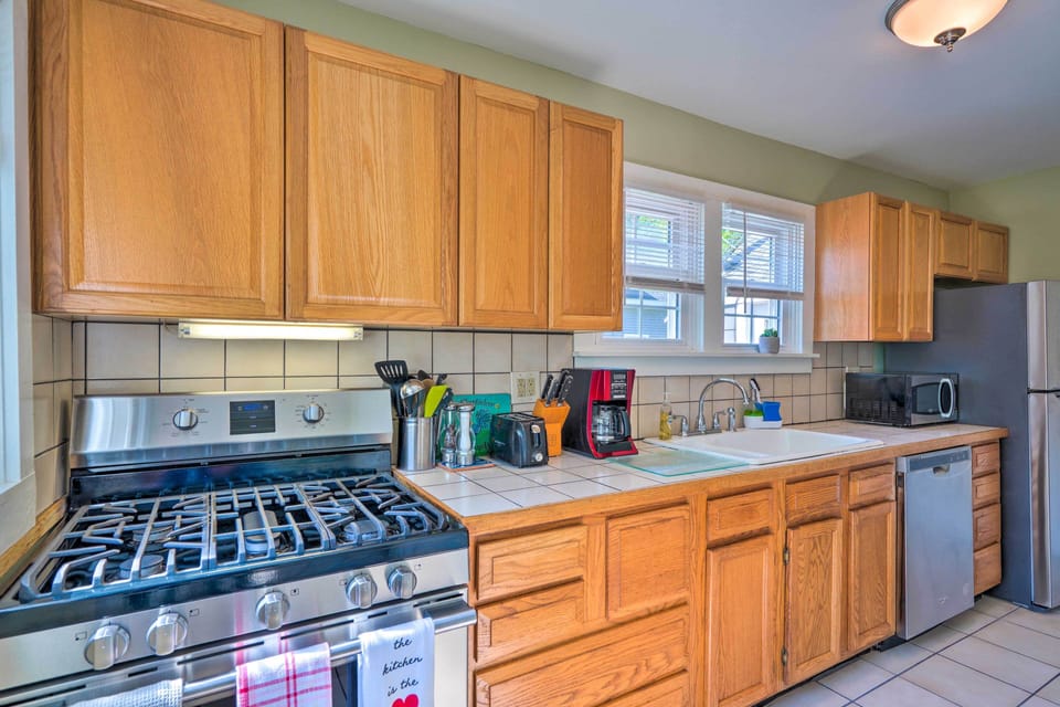 Kitchen | Cooking Basics | Coffee Maker | 1st Floor