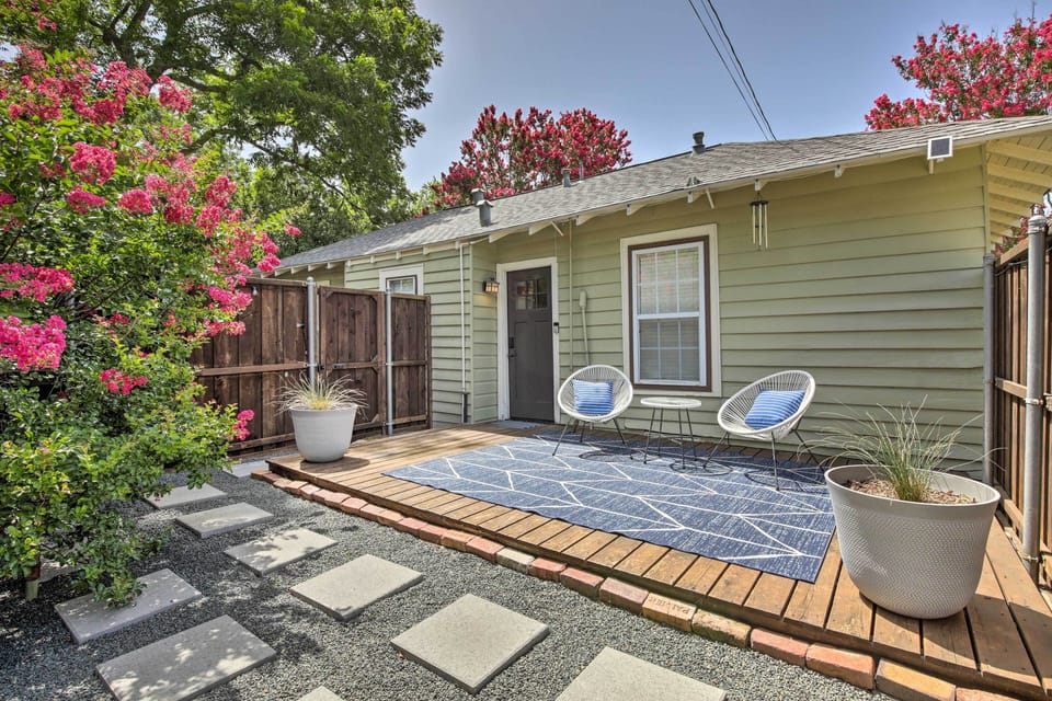 Exterior | Patio