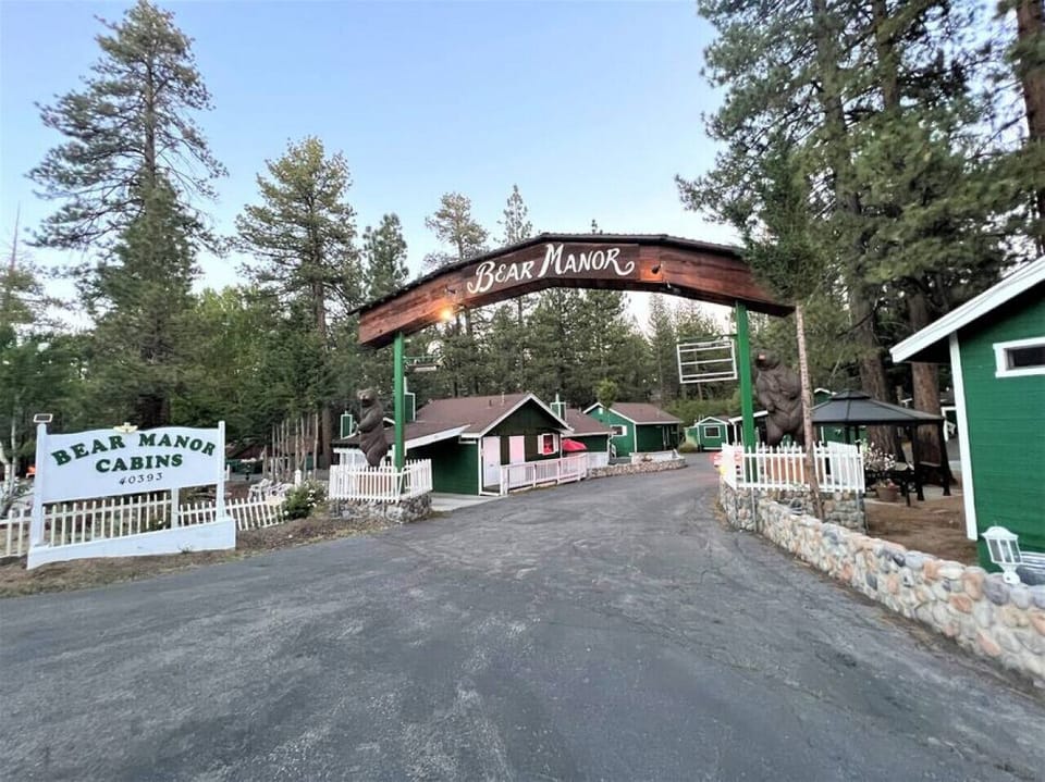 Bear Manor arch entrance