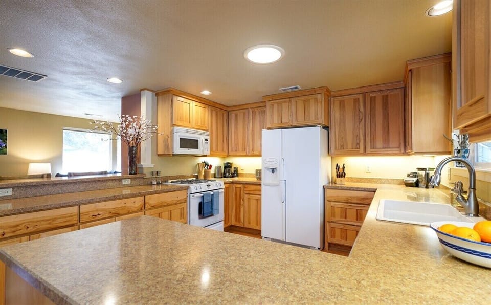 Gourmet Kitchen