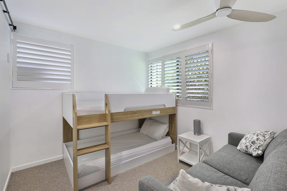 2nd bedroom - single bunk beds