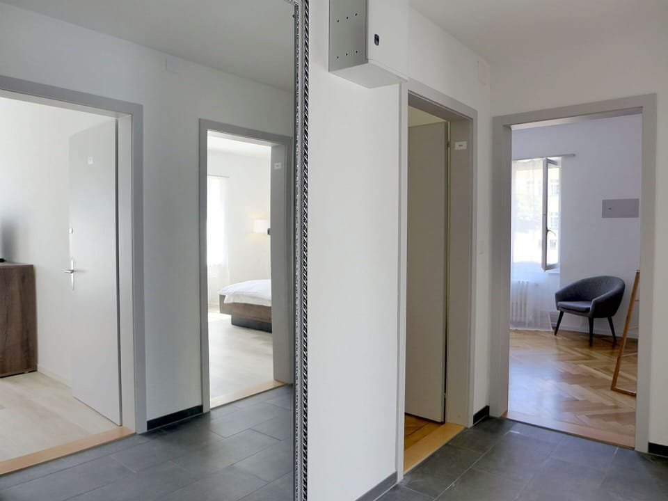 Building, Wood, Comfort, Hall, House, Interior Design, Door, Automotive Exterior, Floor