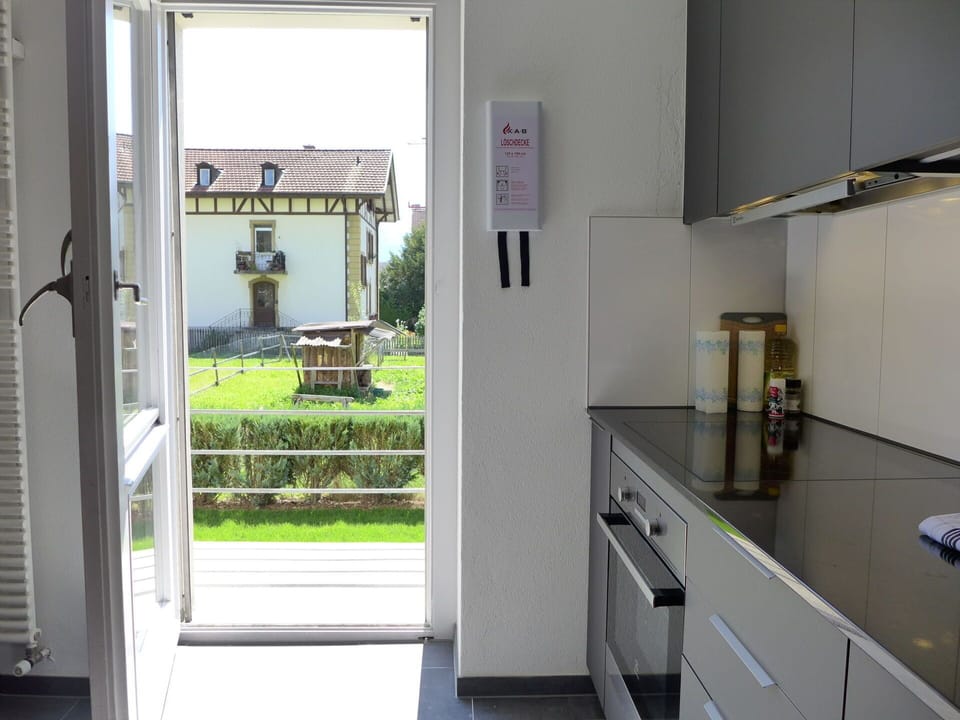 Cabinetry, Building, Property, Plant, White, Drawer, Kitchen Appliance, Countertop, House, Architecture