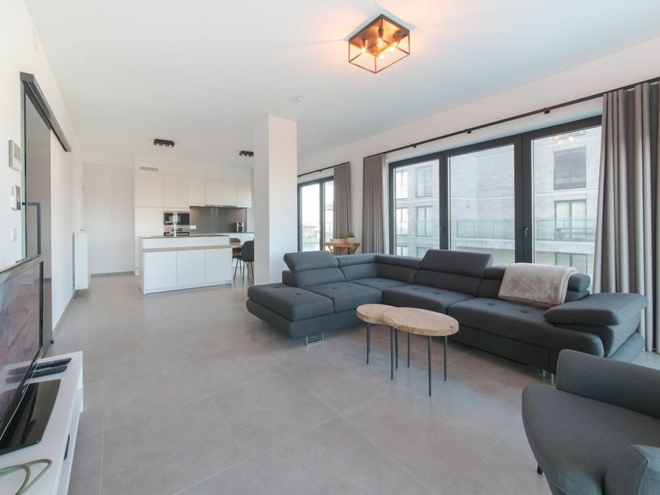Couch, Furniture, Table, Comfort, Lighting, Interior Design, Wood, Studio Couch, Building, Architecture