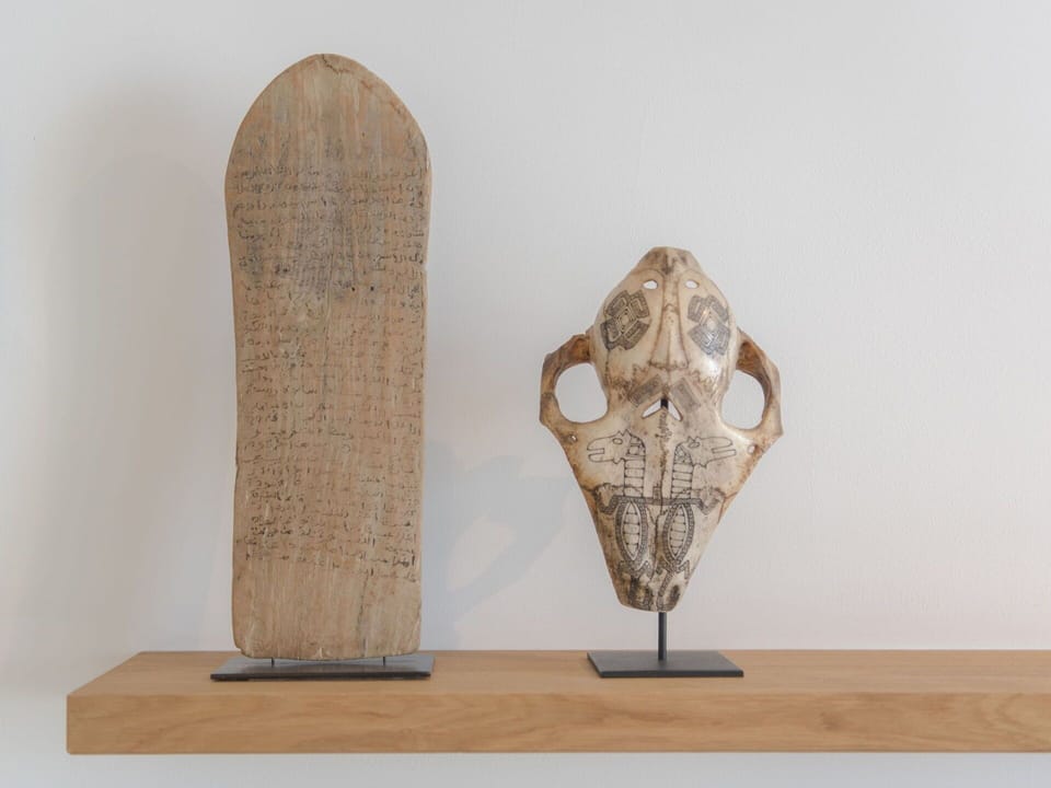 Sculpture, Statue, Wood, Art, Metal, Font, Carving, Visual Arts