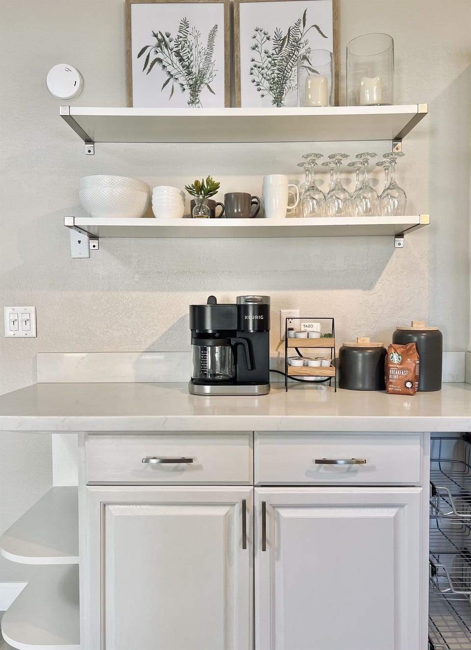 Cozy & comfortable Downtown Gilbert Arizona Home - Coffee Bar