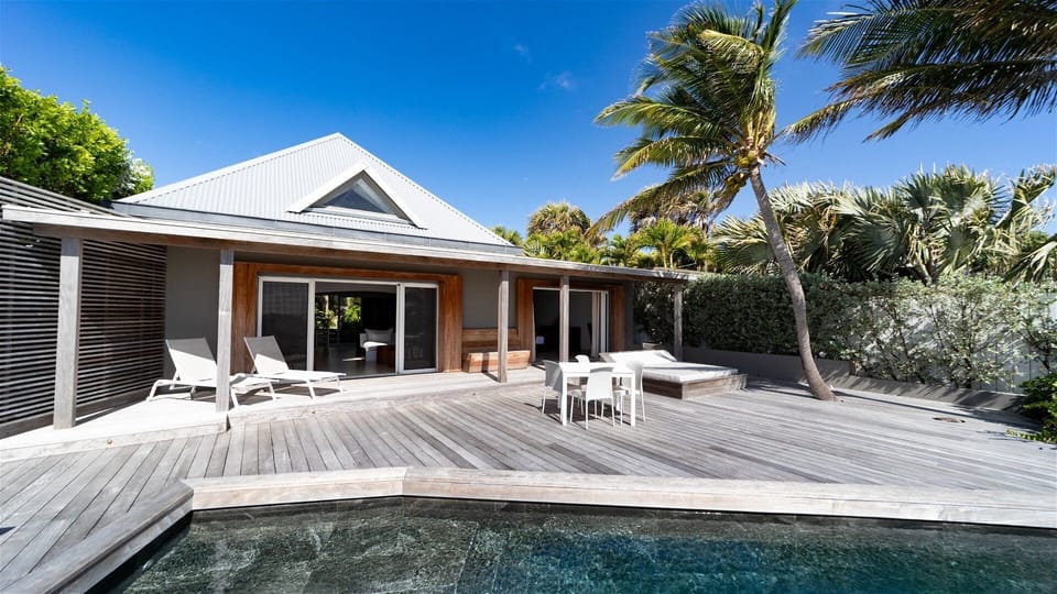 Pool & Terrace