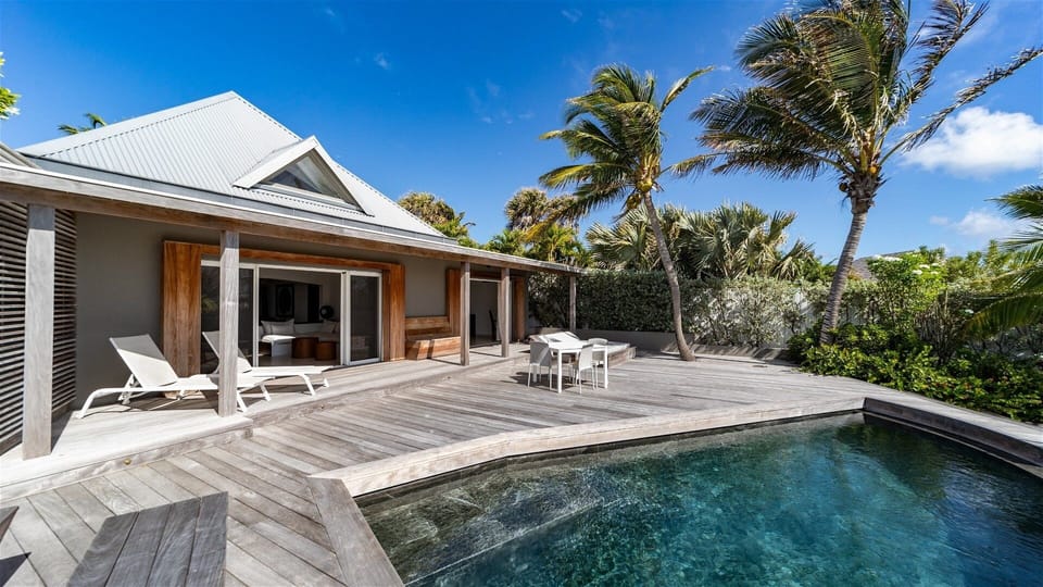Pool & Terrace
