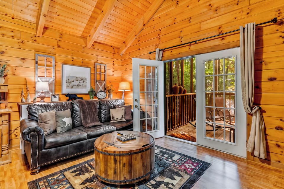 Open the doors, breathe in the mountain air, and let nature be part of your stay