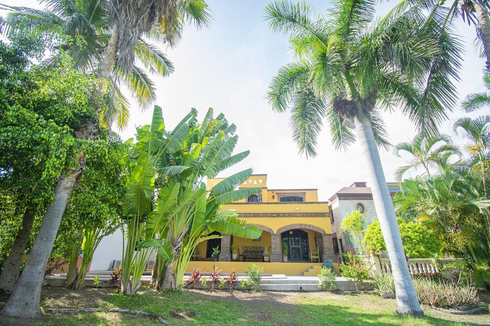 Tropical Paradise on the Golf Course