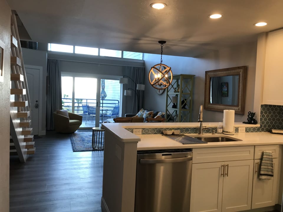 Gaze out to the gulf while cooking up a fresh catch