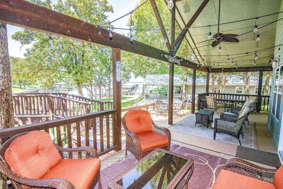 Outdoor Covered Sitting Area
