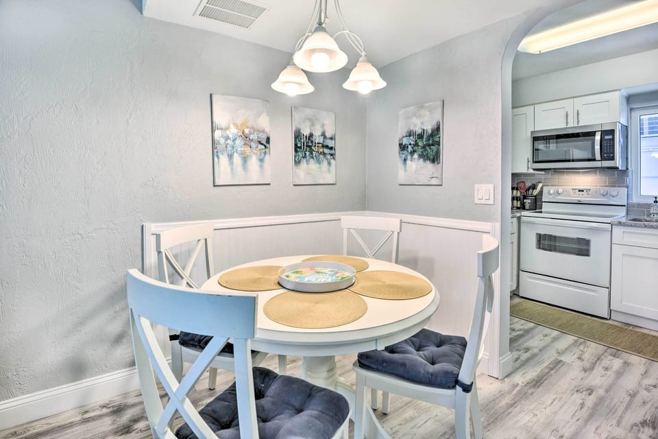 Dining Area | 1st Floor | 2nd-Floor Unit | Free WiFi | Central A/C