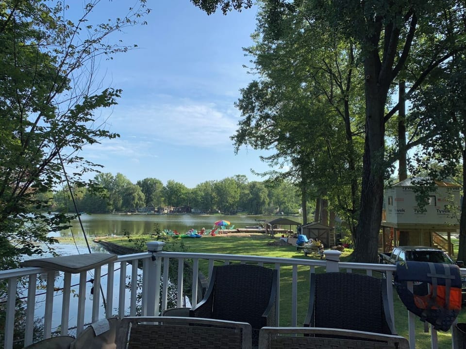 Deck with patio furniture 