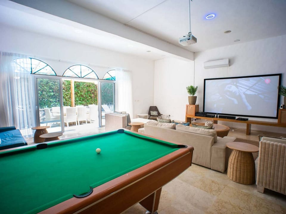 Game room