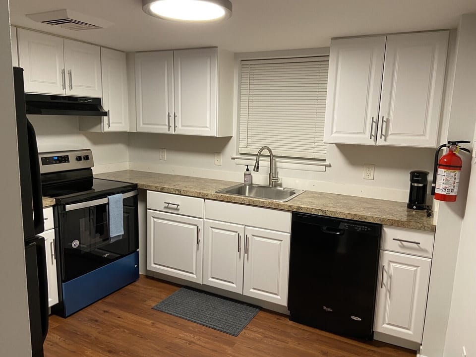 Kitchen,electric range and dishwasher 