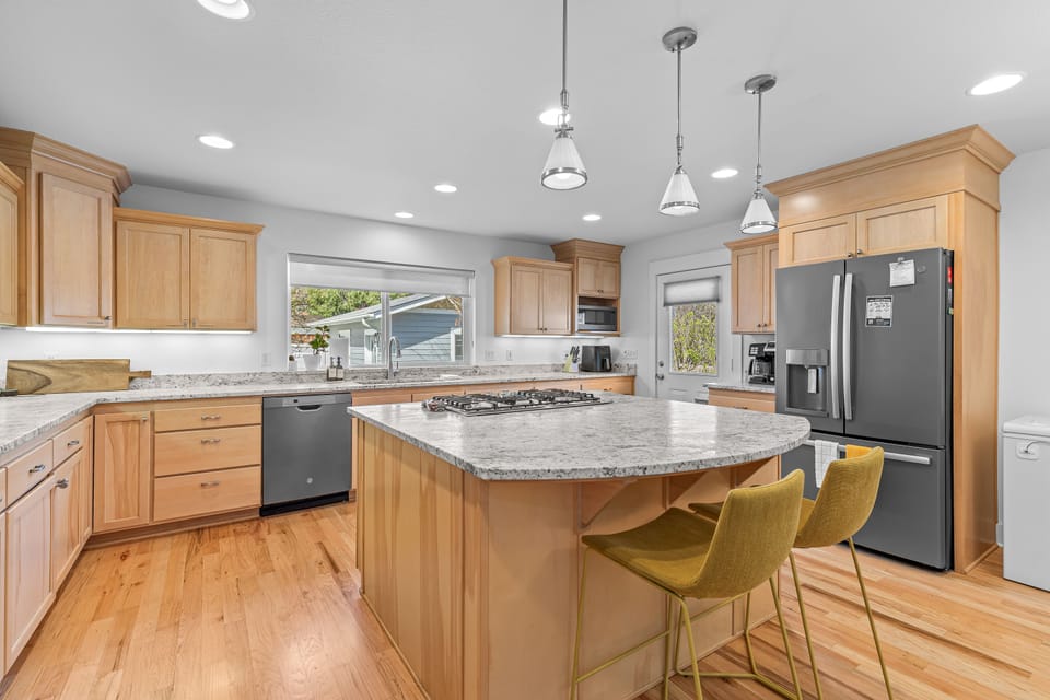 Fully loaded kitchen