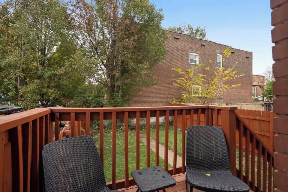 st louis Tower Grove bungalow  private backyard