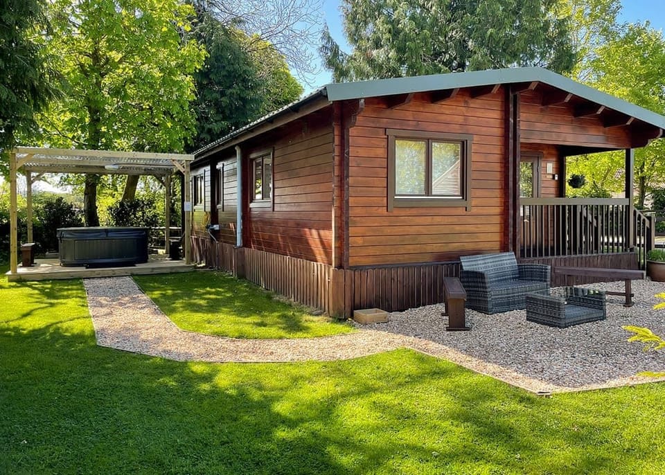 Oathill Farm Lodges, Crewkerne