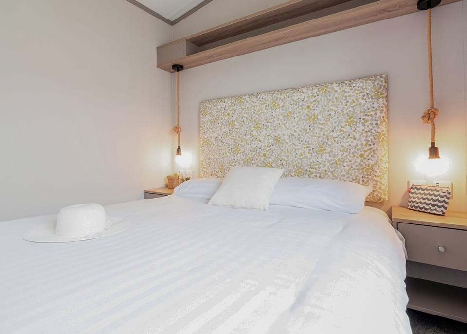 Bed, Bedroom, House