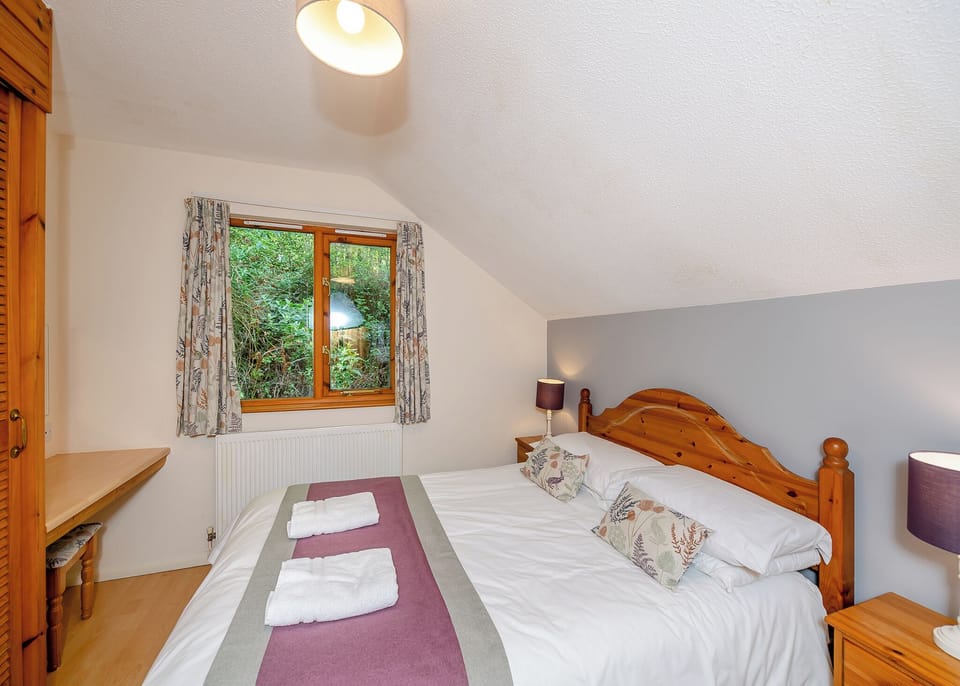 Bedroom, Bed, House